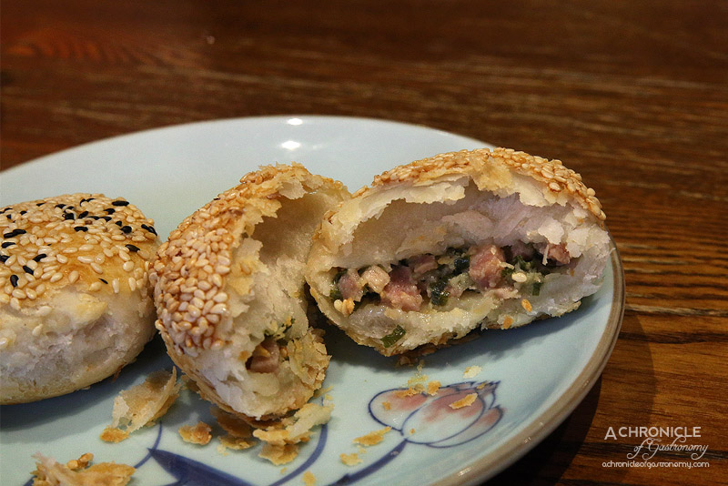 New Shanghai - Savoury Sesame Cakes with Ham and Spring Onion ($2.50)