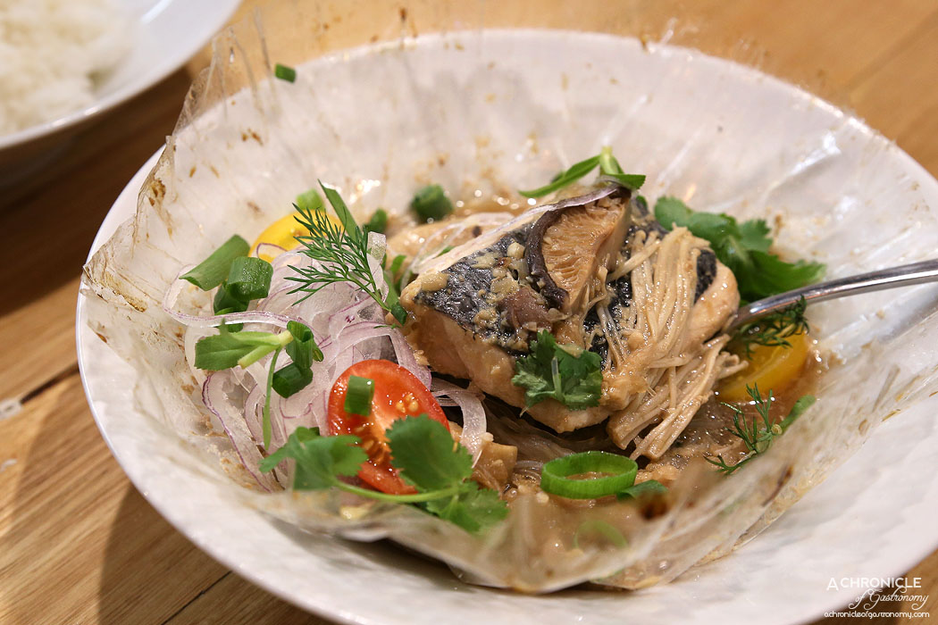 An Uong - Steamed Fish - Steamed blue eye fillet w glass noodle, shiitake, soy sauce & spring onions ($25)