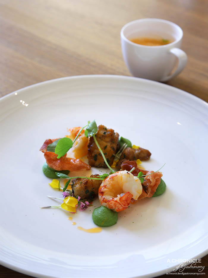 Lindenderry Red Hill - Local yabbies, glazed sweetbreads, crushed peas, prosciutto, pea veloute, bisque espuma