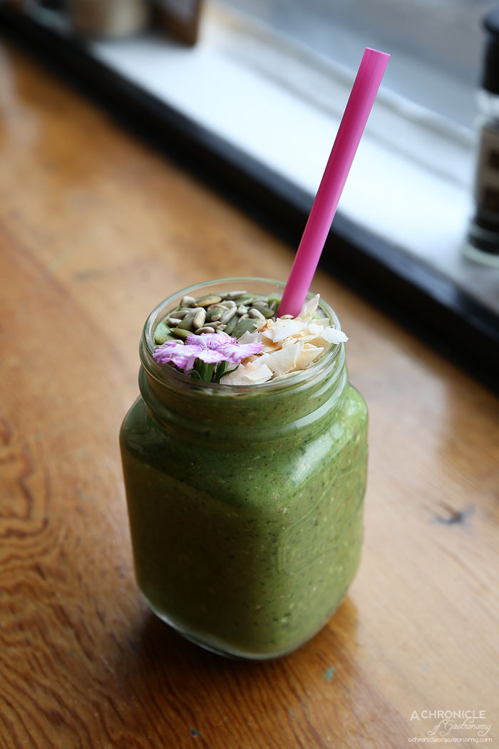Uncle Drew - Fresh spinach, chia seed, banana, goji berry, activated almonds, honey, coconut milk, coconut yoghurt super smoothie ($9)